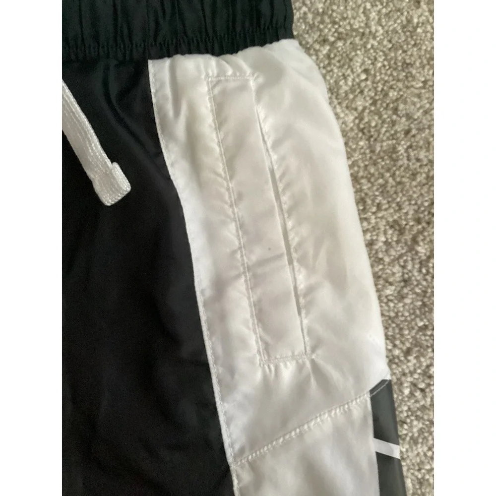Nike Boys Swim Trunks Size XS Black/ White